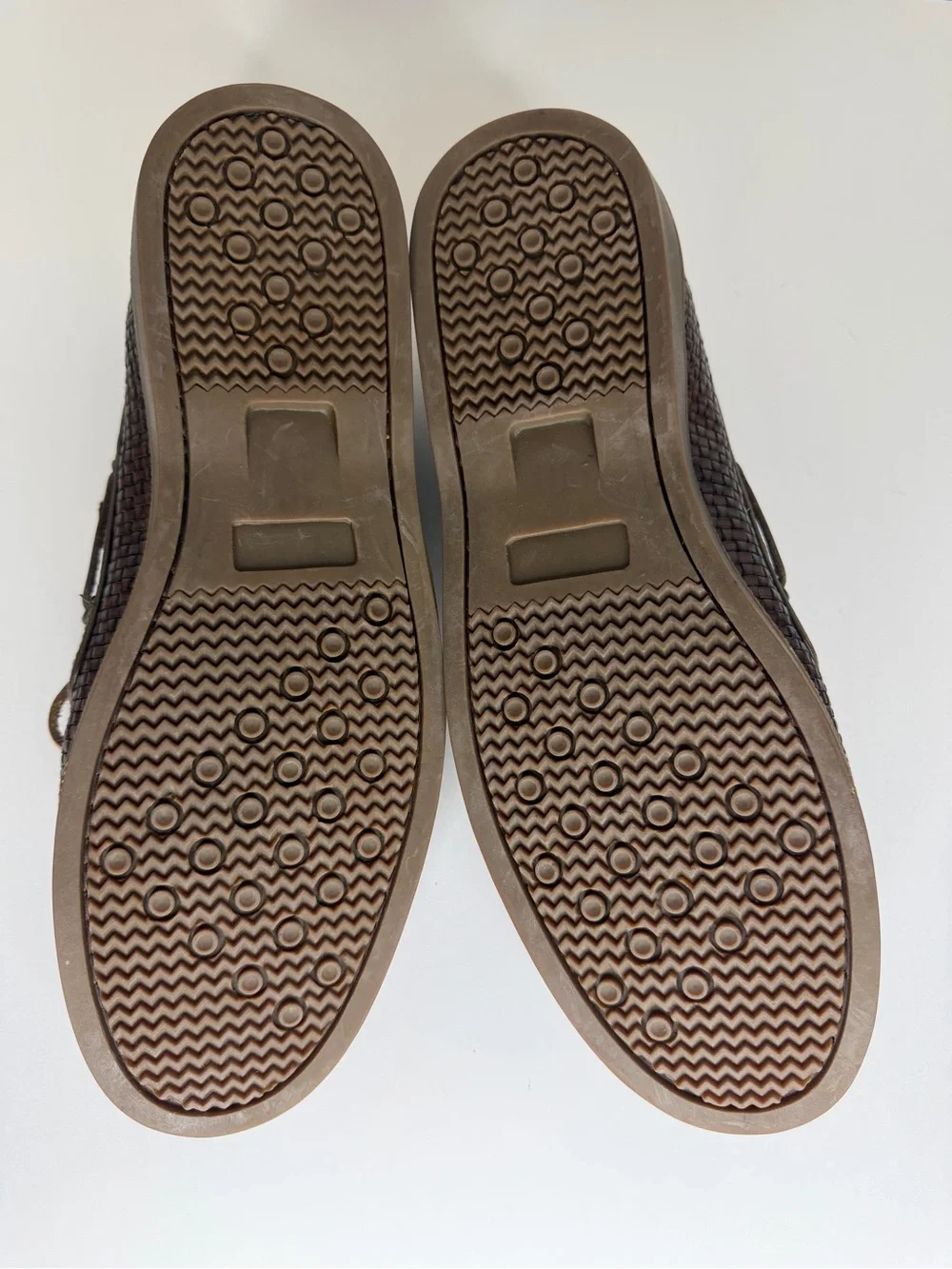 Tommy Bahama Brown Woven Leather Boat Shoes men size 11D casual lace up